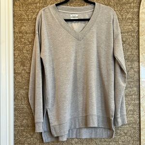 Thread & Supply V-Neck beige Heather Sweatshirt- size Small